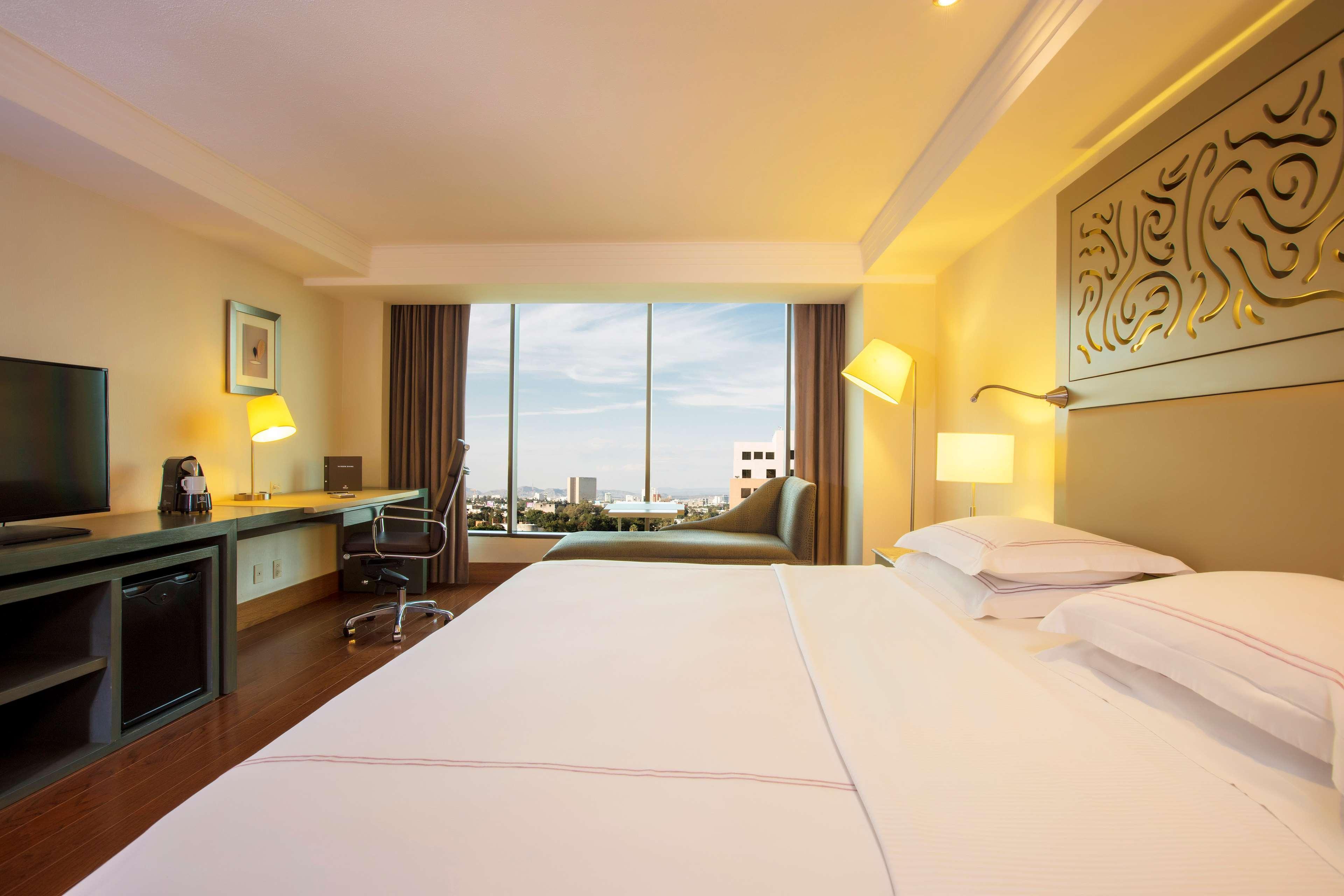 Готель Barcelo Гвадалахара Екстер'єр фото Deluxe Room